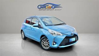 2017 Toyota Vitz - Thumbnail