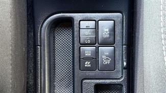 2017 Toyota Vitz - Thumbnail