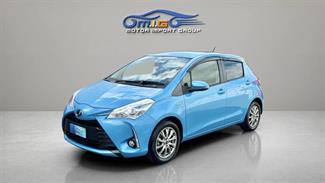 2017 Toyota Vitz - Thumbnail