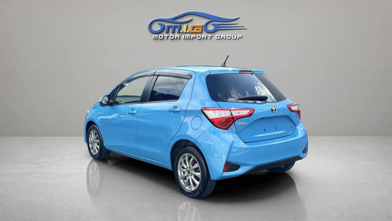 2017 Toyota Vitz