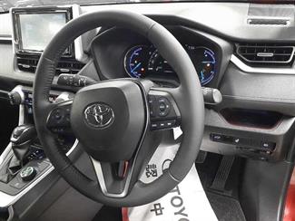 2019 Toyota Rav4 - Thumbnail
