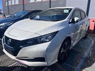 2018 Nissan Leaf - Thumbnail