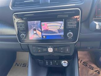 2018 Nissan Leaf - Thumbnail