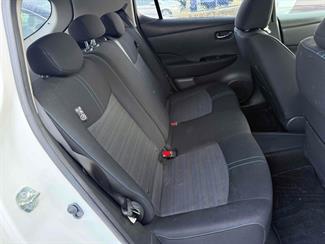 2018 Nissan Leaf - Thumbnail