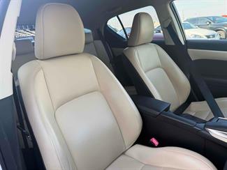 2014 Lexus CT 200H - Thumbnail