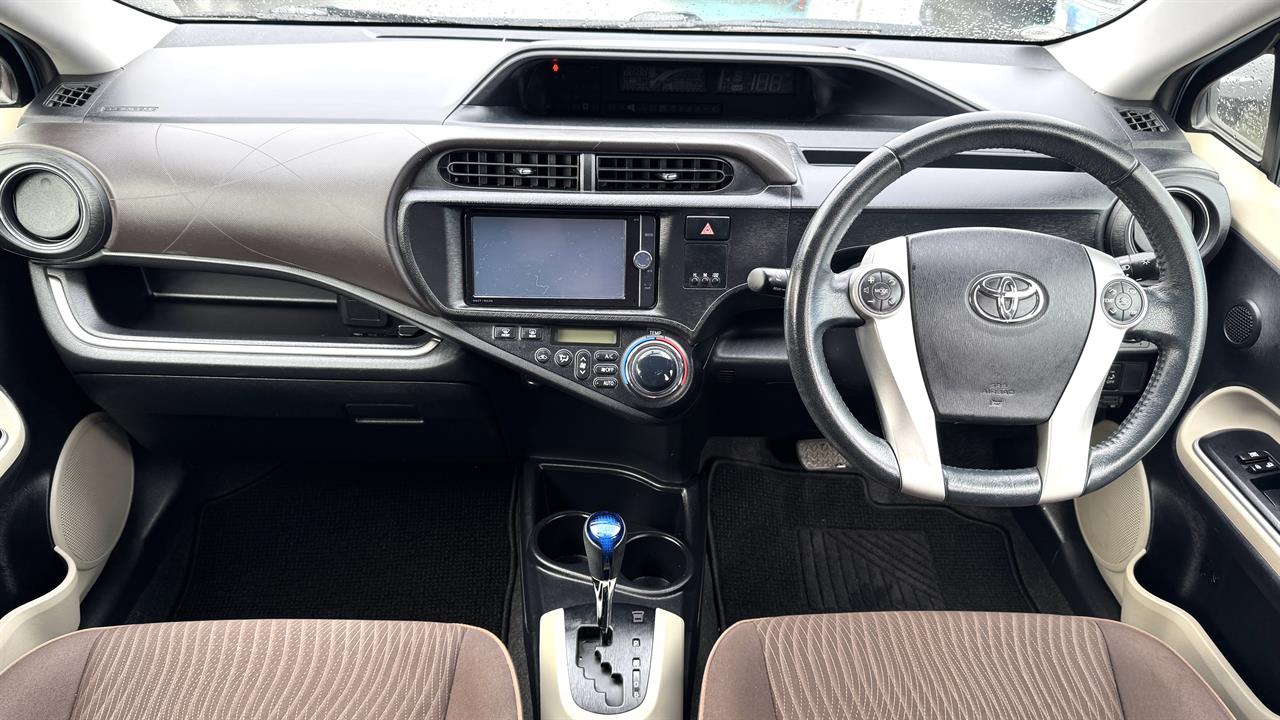 2013 Toyota Aqua
