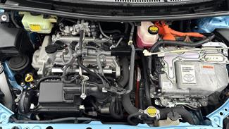 2013 Toyota Aqua - Thumbnail