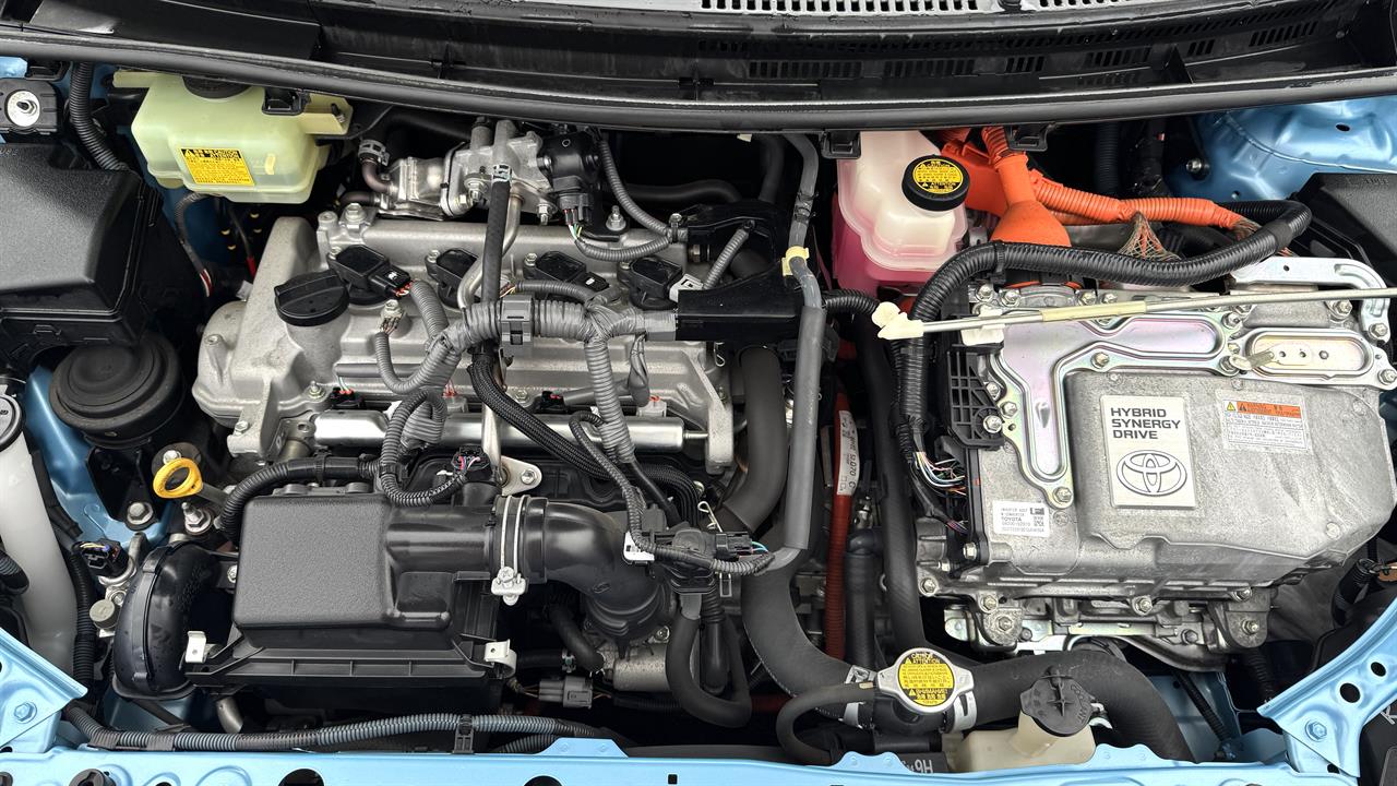 2013 Toyota Aqua
