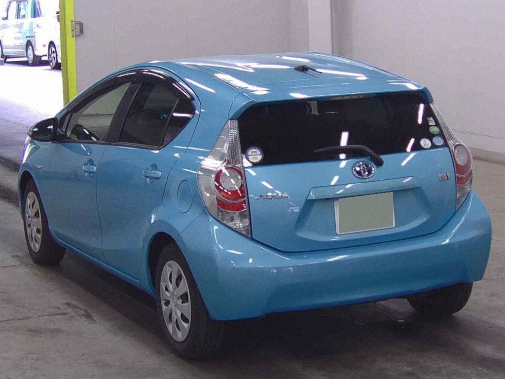 2013 Toyota Aqua