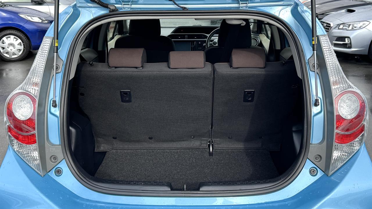 2013 Toyota Aqua