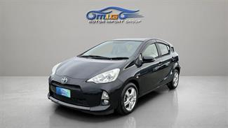 2013 Toyota Aqua - Thumbnail