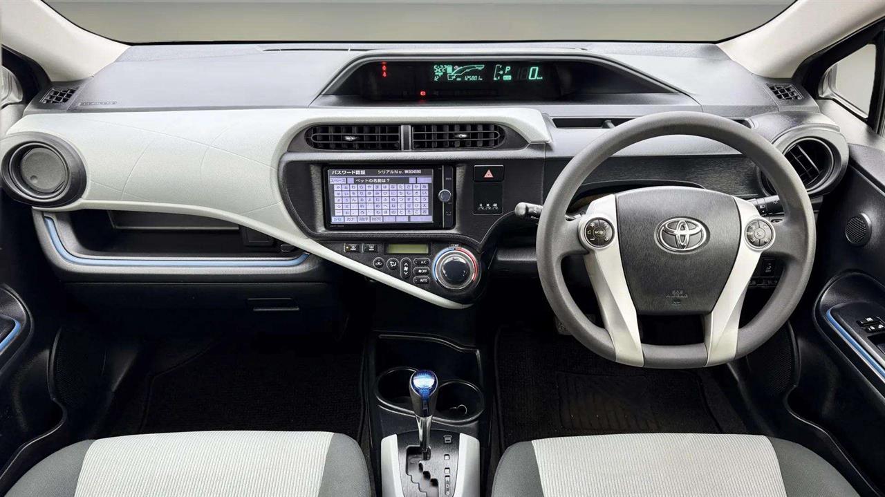 2013 Toyota Aqua