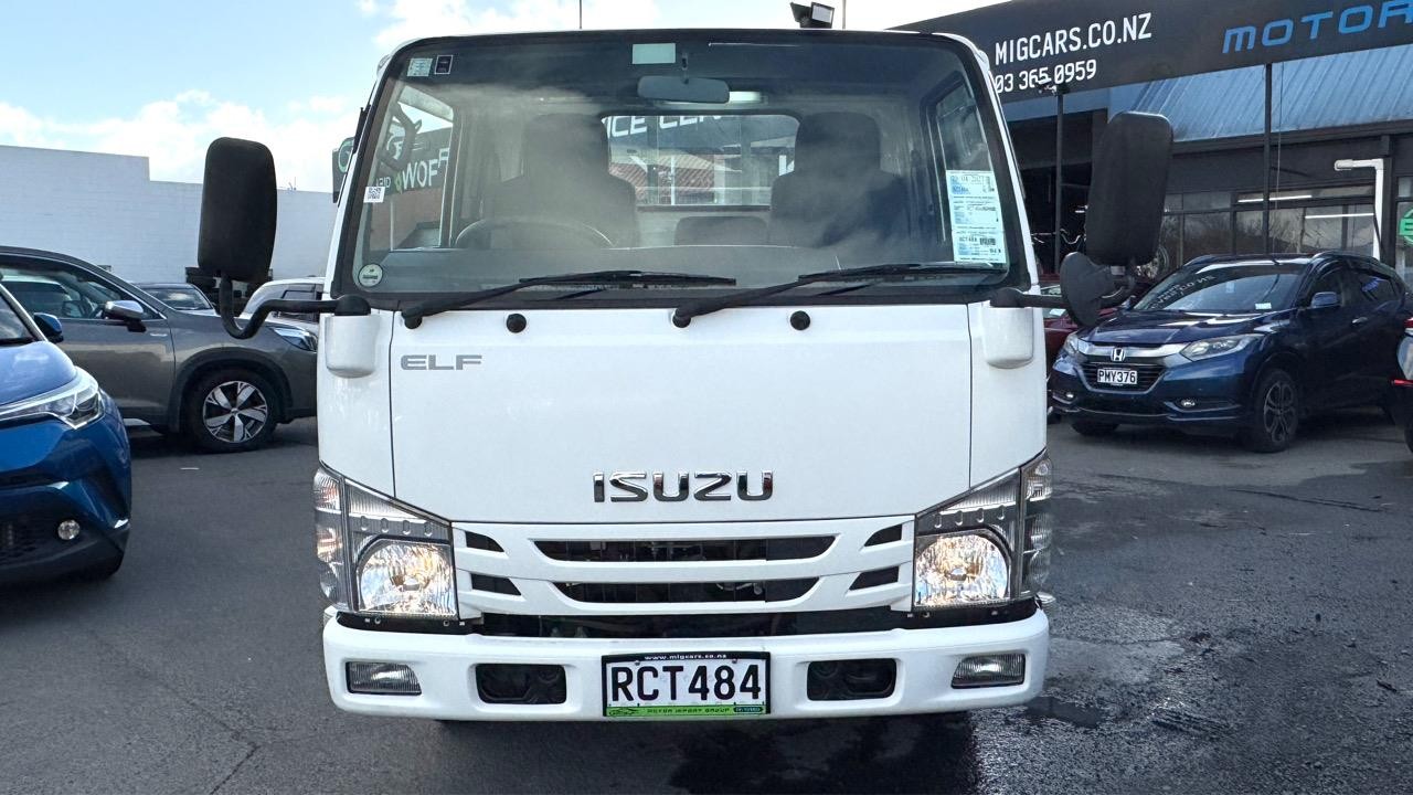 2019 Isuzu Elf