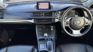 2013 Lexus CT 200H - Thumbnail