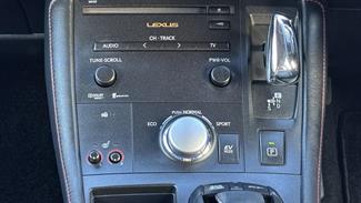 2013 Lexus CT 200H - Thumbnail