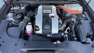 2015 Lexus RC300h - Thumbnail
