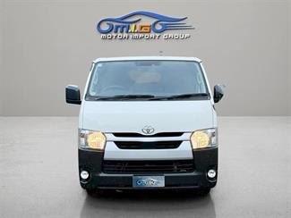 2020 Toyota Hiace - Thumbnail