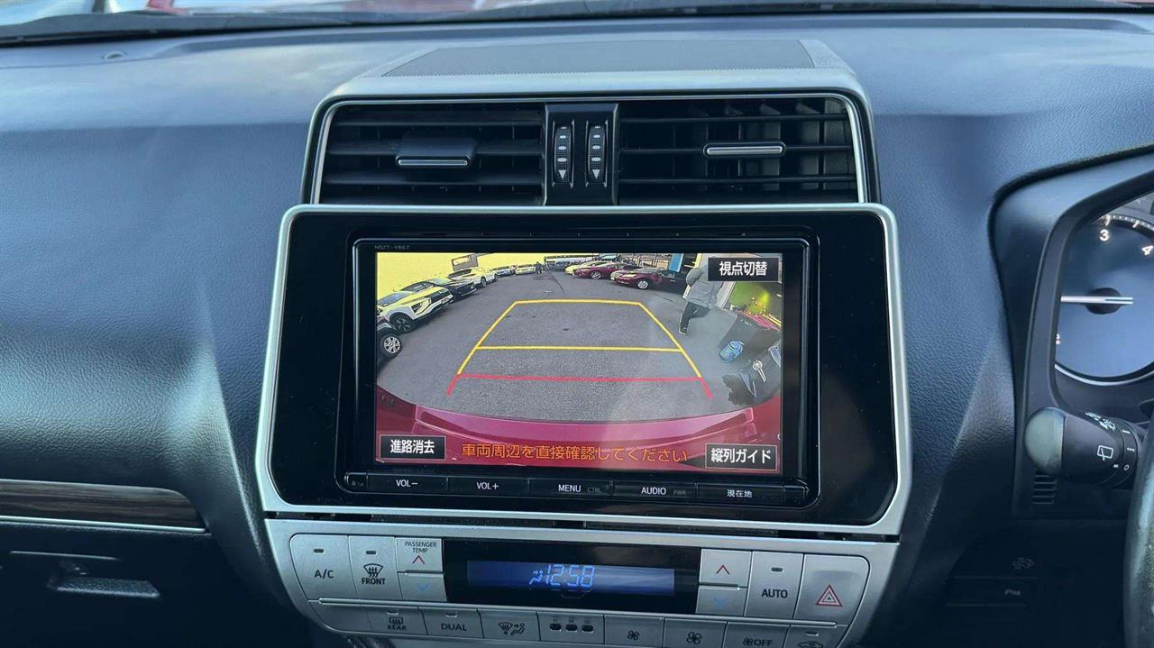 2018 Toyota Land Cruiser Prado