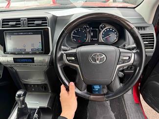 2018 Toyota Land Cruiser Prado - Thumbnail