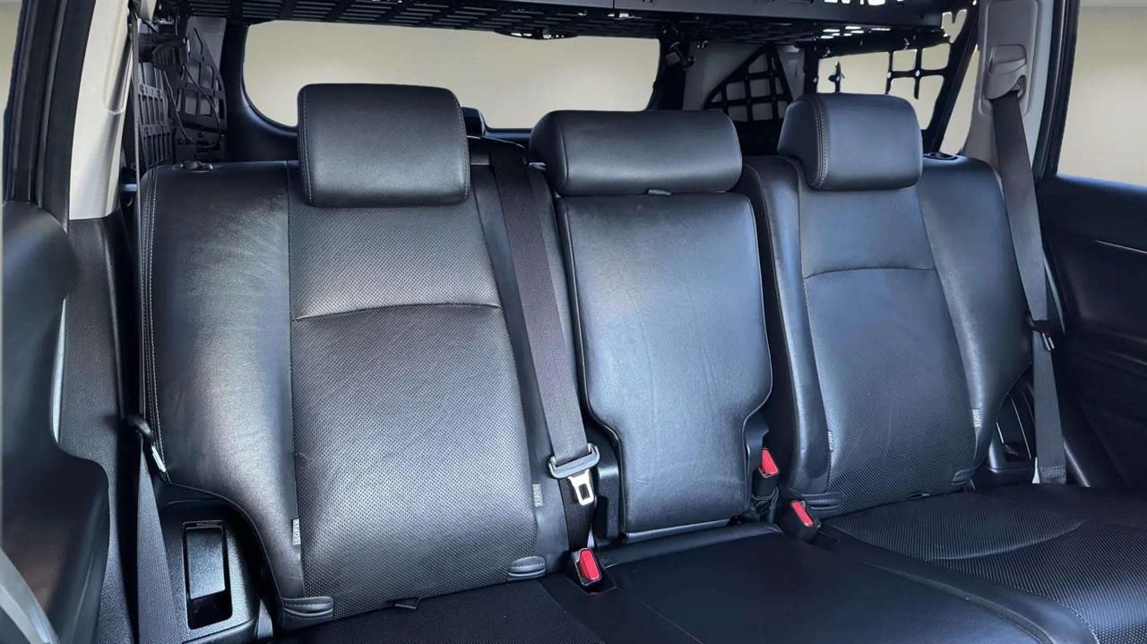 2018 Toyota Land Cruiser Prado