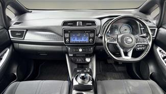 2018 Nissan Leaf - Thumbnail