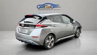 2018 Nissan Leaf - Thumbnail