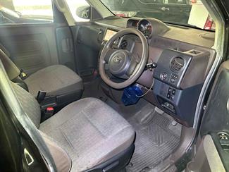 2012 Toyota PORTE - Thumbnail