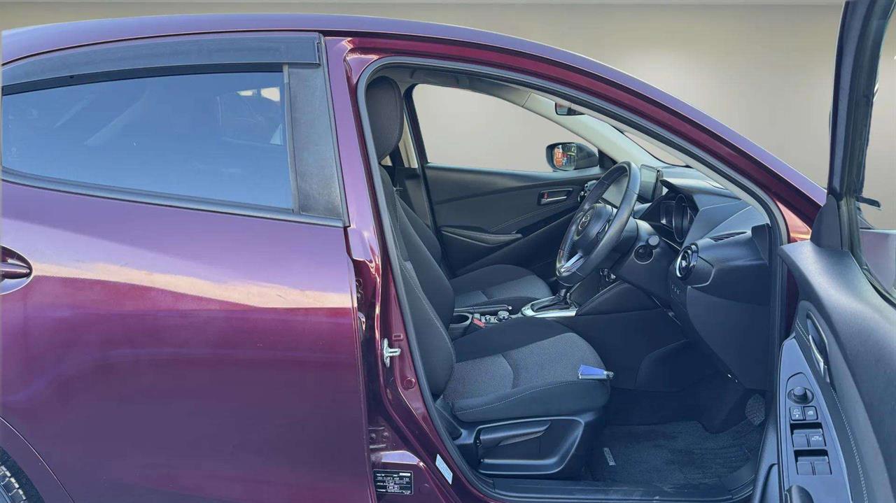 2017 Mazda Demio