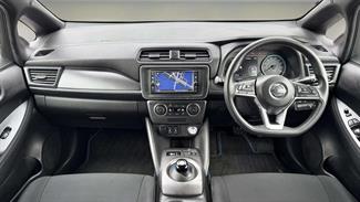 2018 Nissan Leaf - Thumbnail