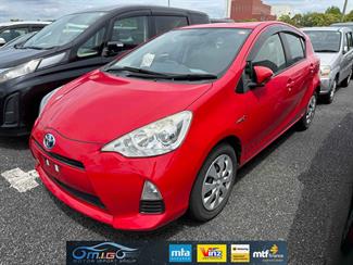 2014 Toyota Aqua - Thumbnail