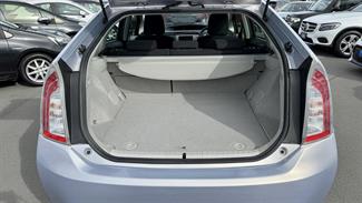 2012 Toyota Prius - Thumbnail