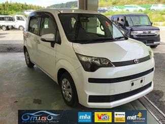 2014 Toyota SPADE - Thumbnail