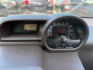 2014 Toyota SPADE - Thumbnail