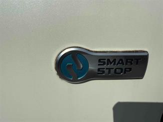 2014 Toyota SPADE - Thumbnail