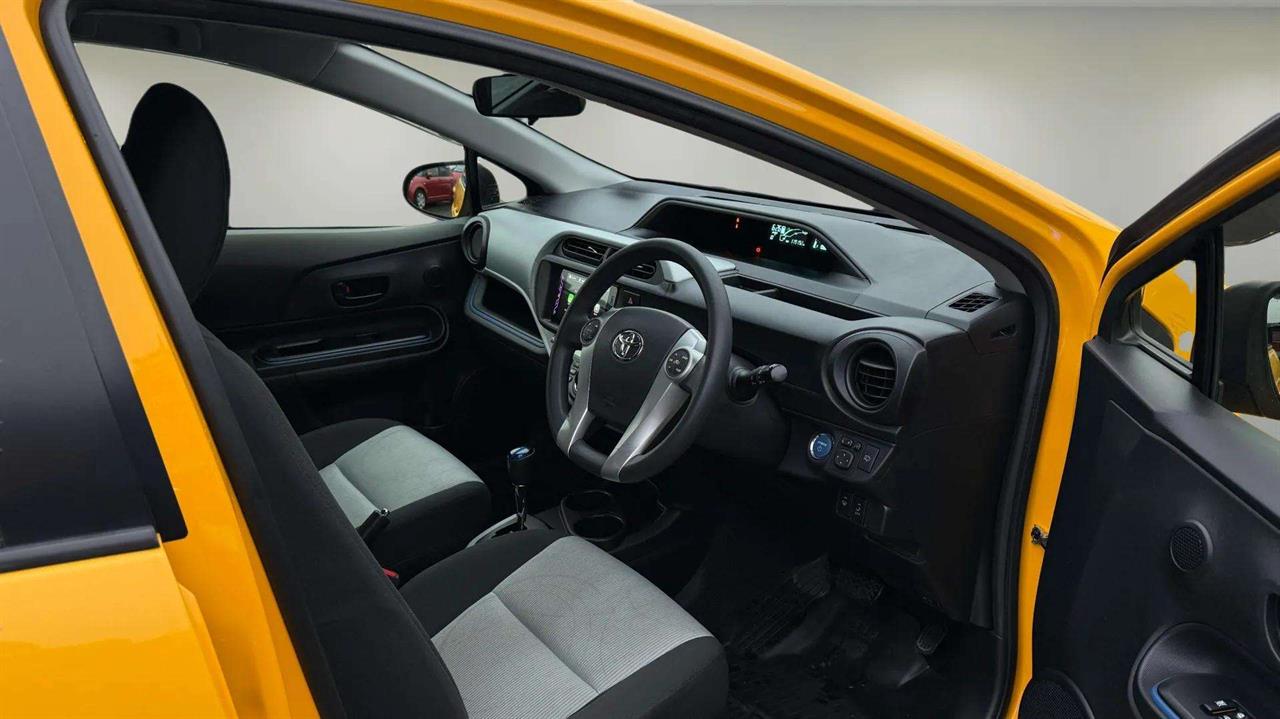 2014 Toyota Aqua