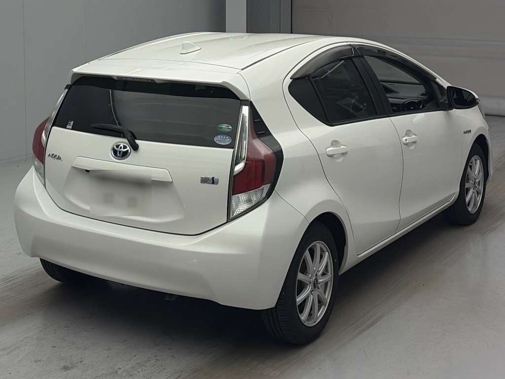 2015 Toyota Aqua