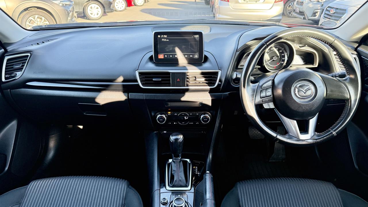 2015 Mazda Axela