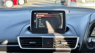 2015 Mazda Axela - Thumbnail