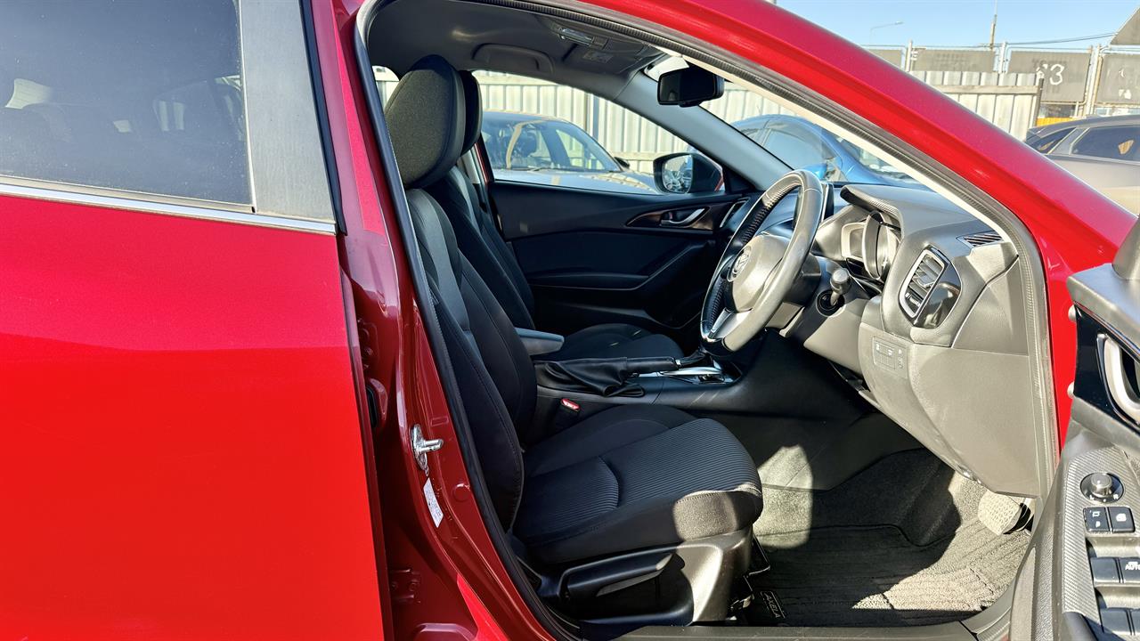 2015 Mazda Axela