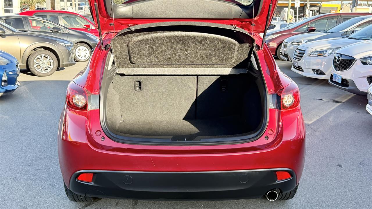 2015 Mazda Axela
