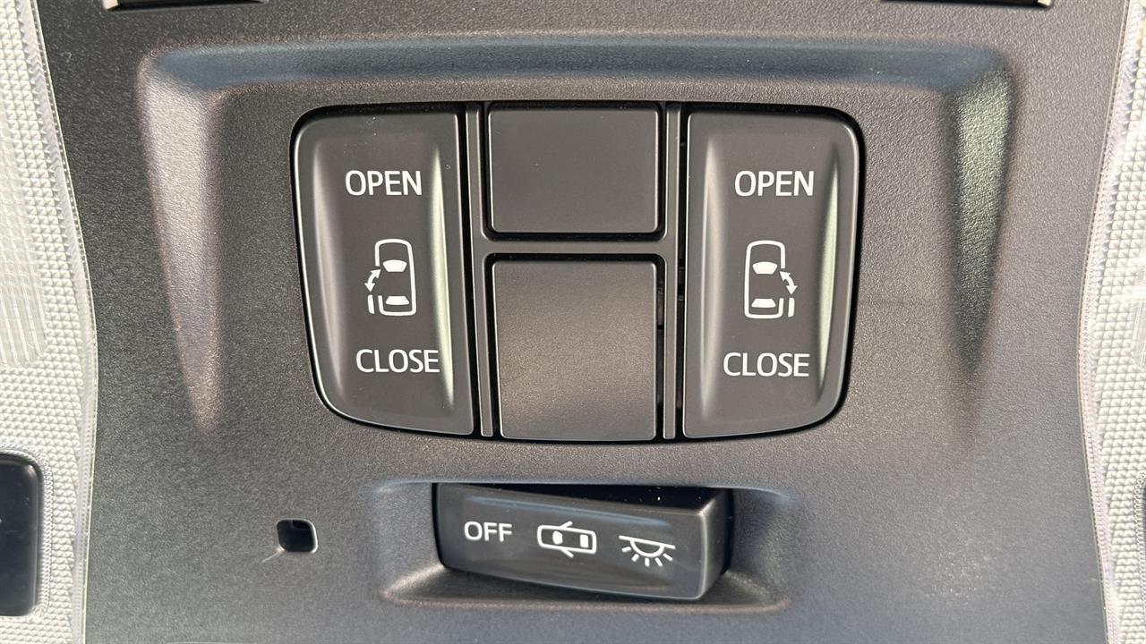 2015 Toyota Vellfire