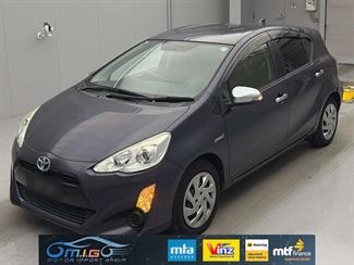 2015 Toyota Aqua - Thumbnail