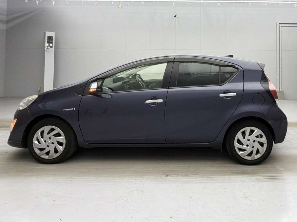 2015 Toyota Aqua