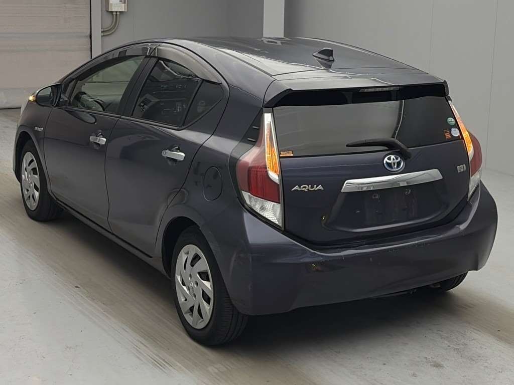 2015 Toyota Aqua