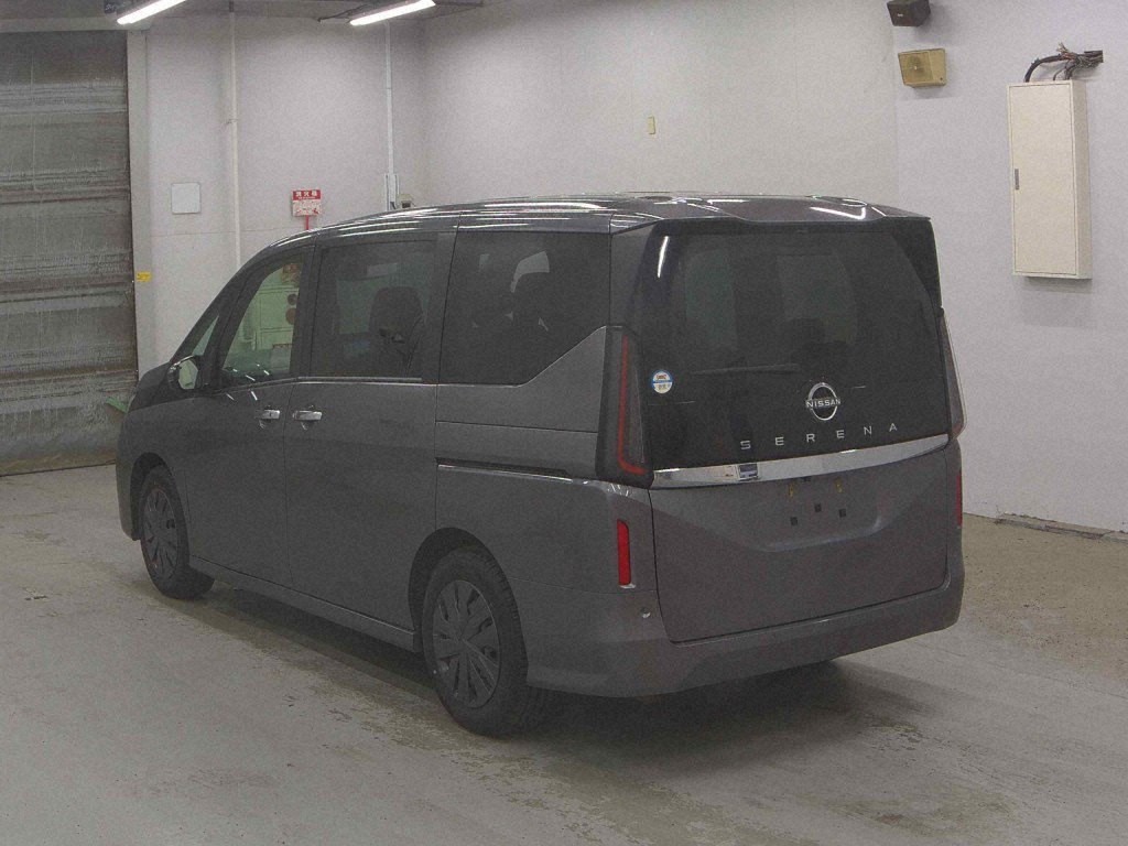 2023 Nissan Serena
