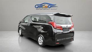 2019 Toyota Alphard - Thumbnail