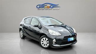 2012 Toyota Aqua - Thumbnail