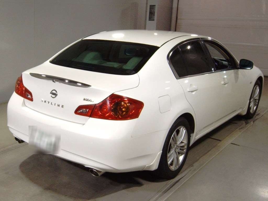 2013 Nissan Skyline