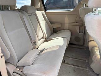 2012 Toyota Vellfire - Thumbnail