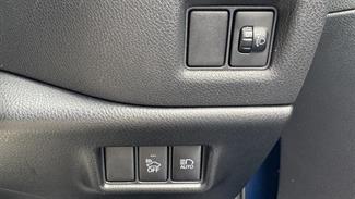 2017 Toyota C-HR - Thumbnail